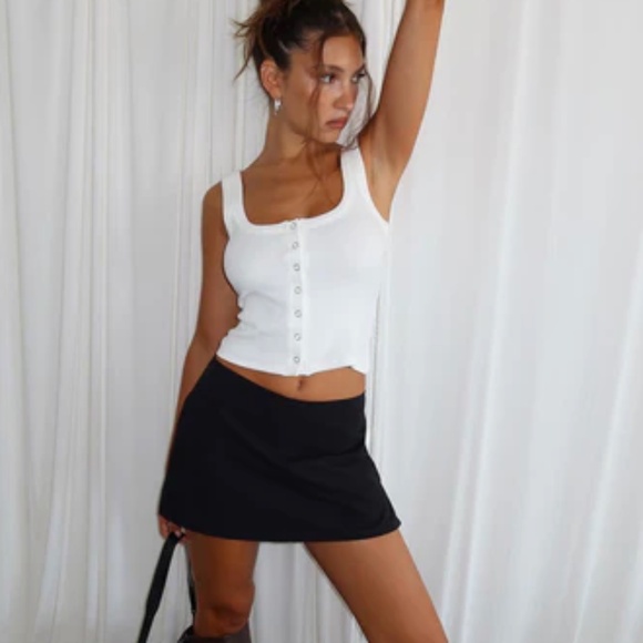 Princess Polly Dresses & Skirts - PRINCESS POLLY BANKSIA MINI SKIRT - BLACK